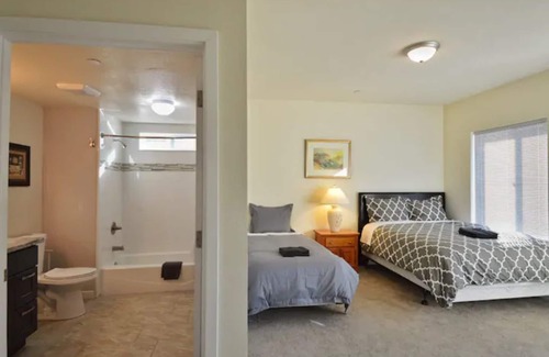 Paradise Valley Apartamento | 8402 - Spacious Apartment with A/C & Elevator near SFO
