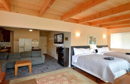 Downtown Apartamento | 8406 - Penthouse Studio with Elevator & Parking near SFO
