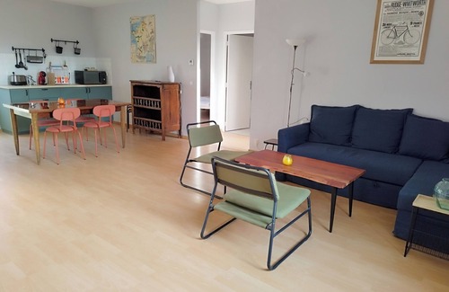 Livinhac-le-Haut Apartamento | 85m2 apartment in 18th century house in the heart of the village.
