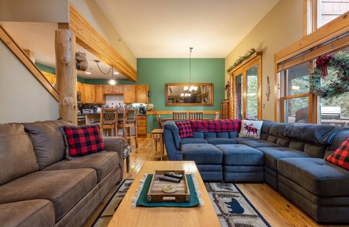 Keystone Casa | 8766 Trappers Crossing 2 Bedroom Townhouse