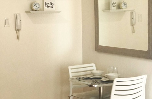 Barangay 670 Apartamento | 8Adriatico2 Estudio de lujo contemporáneo