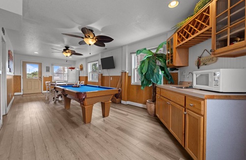 Waves Casa | 8BR Oceanfront home - Game & theater rooms, private pool, hot tub ★★★★★