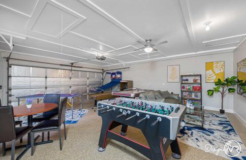 Harbor Hills Casa | 8BR w Heated Pool Waterview - Close to Beach