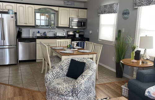 Midtown Ocean City Condominio | Reserve un FIN DE SEMANA, obtenga 2 noches de semana GRATIS del 19/11 al 3/20 (excluyendo feriados).