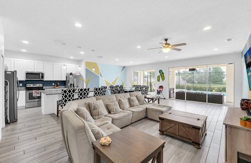 Loughman Complejo | 10 bedroom, 🏰 Disney themed @ Solterra Resort w/no rear neighbor