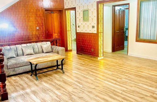 F-8 Sector Casa | 9-bedroom house in superb Islamabad with WiFi, AC