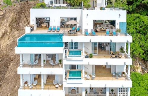 South Shore Hotel Area Villa | 9 bedroom Villa in Puerto Vallarta