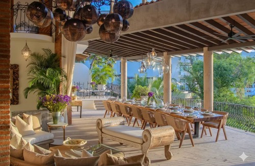 South Shore Hotel Area Villa | 9-bedroom villa in Puerto Vallarta