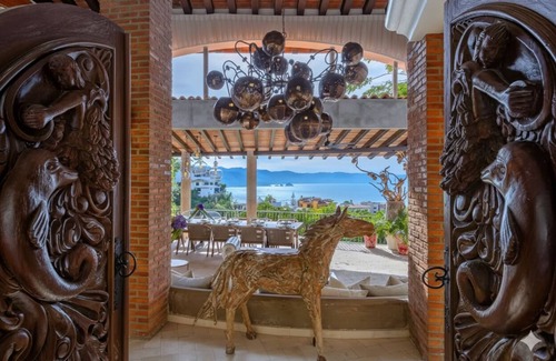 South Shore Hotel Area Villa | 9-bedroom villa in Puerto Vallarta