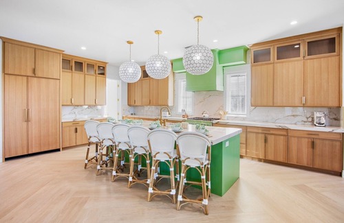 Saint Armands Key Casa | 9-Bedroom Waterfront Getaway, Steps from Lido Key Beach and St. Armands Circle!
