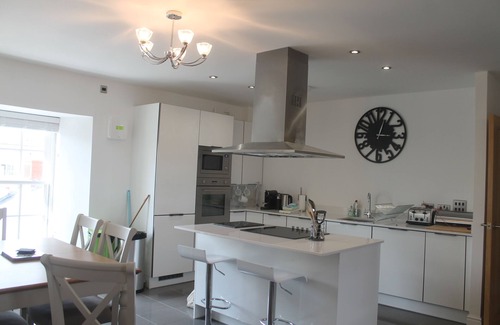 Saundersfoot Apartamento | 9 Cambrian Terrace amplio apartamento contemporáneo