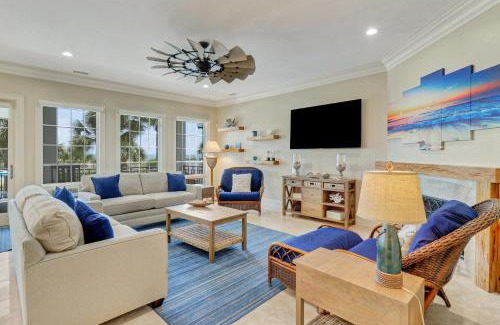 North Forest Beach Villa | 9 Guscio Way