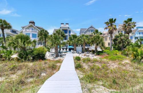 North Forest Beach Villa | 9 Guscio Way