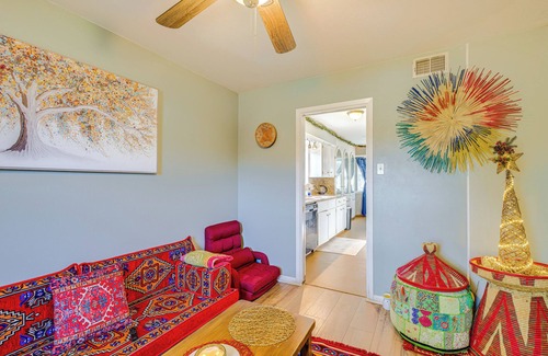 South Side Casa | 9 Mi to Dtwn: Spacious Retreat in Corpus Christi!