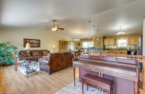 Montana City Casa | 9 Mi to Helena Mtn-View and Hot Tub at Huge Home