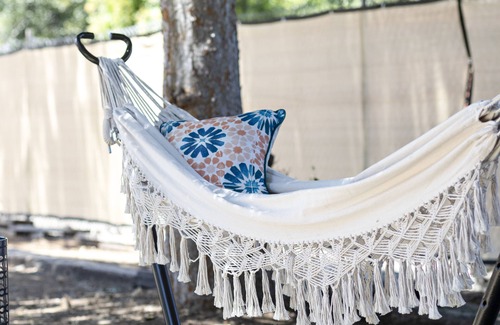 South Redlands Casa | 🧡9 min to University,Parking, 4BR/2BA, Sleeps 10, Boho Style🌼