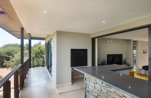 Umhlali Casa | 9 On Crystal Cove 5 Bedroom Townhouse in Zimbali
