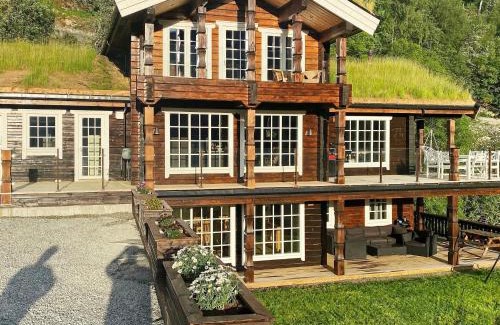 Geiranger Casa | 9 person holiday home in Geiranger-By Traum