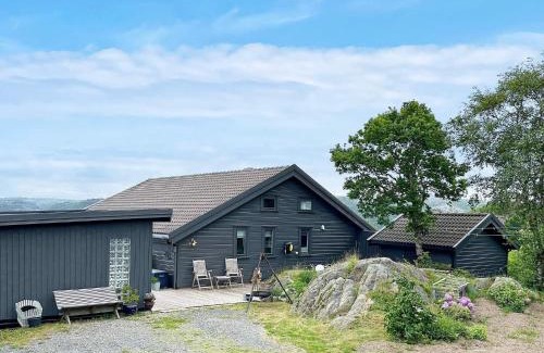 Lyngdal Casa | 9 person holiday home in Korshamn-By Traum