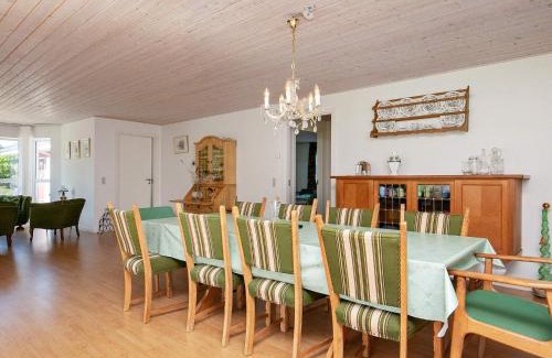 Lyngsa Casa | 9 person holiday home in Sæby