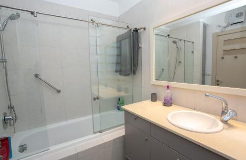 Tel Aviv City Center Apartamento | 9 Sderot Chen - By Beach Apartments TLV