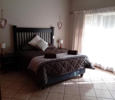 Klerksdorp Casa | 9 wena Ave Guesthouse