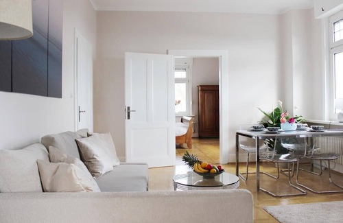 Bad Soden am Taunus Apartamento | 90 sqm apartment suitable for family