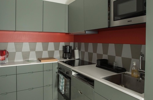 Garches Apartamento | 90m2 self-contained apartment for relaxing, working or visiting the region