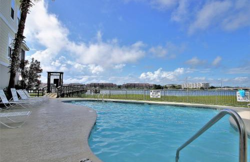 Waters Edge Casa | 91 Waters Edge Folly Charm