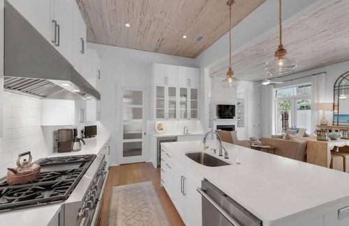 Inlet Beach Cabaña | 92 East Water Street | 4 Bedroom with Pool & Hot Tub!