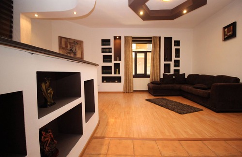 Brasov Old Town Apartamento | 92 Residence