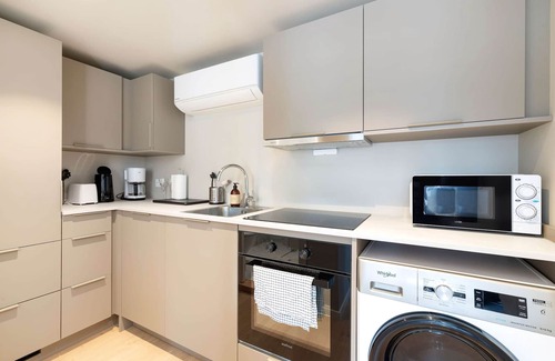 Kristiansand Casa | 92m to Kvadraturen l Renovated 2025 l 24l7 checkin