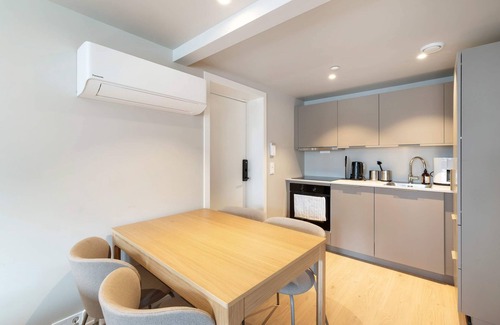 Kristiansand Casa | 92m to Kvadraturen l Renovated 2025 l 24l7 checkin