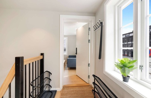 Kristiansand Casa | 92m to Kvadraturen l Renovated 2025 l 24l7 checkin