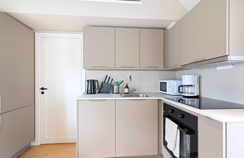 Kristiansand Casa | 92m to Kvadraturen I Renovated 2025 l Balcony