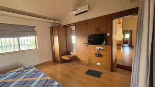 Wadgaon Casa | 93 Degree Farm Stay