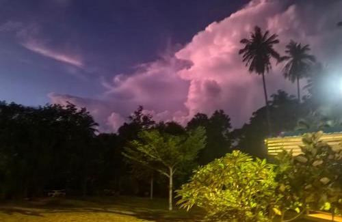 Nong Chaeng Cama Y Desayuno | 99 Beachfront Resort