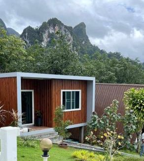 Khlong Sok Casa | 99 Camp and Cafe