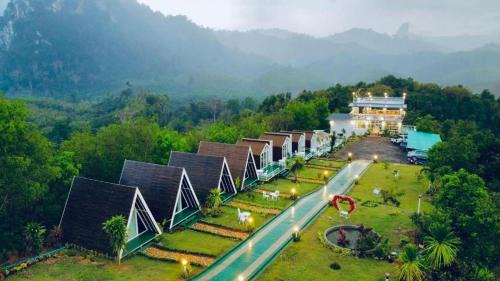 Khlong Sok Casa | 99 Camp and Cafe