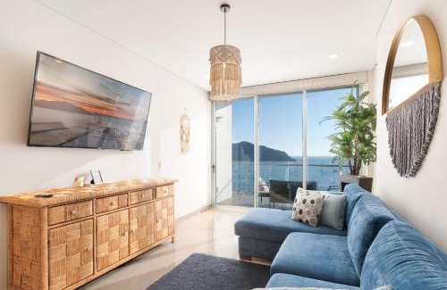 Zona Dorada Apartamento | 9th floor on Camino Al Mar Direct access to the beach