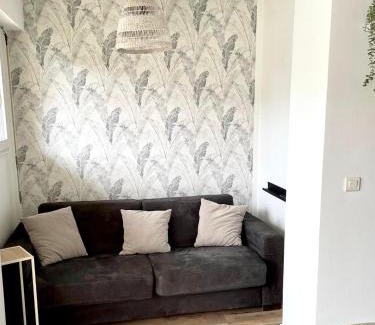 Rueil-Malmaison Apartamento | A 10min de Paris La Défense et Roland garros appartement tout confort avec parking et climatisation