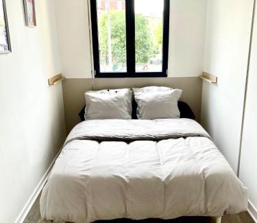 Rueil-Malmaison Apartamento | A 10min de Paris La Défense et Roland garros appartement tout confort avec parking et climatisation