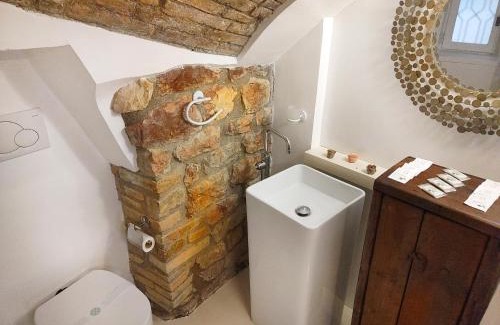 Assisi Apartamento | A 110 mt dalla Basilica e a 8 minuti da San Carlo Acutis - ALL'OMBRA DI SAN FRANCESCO - La nostra Forza è la Presenza Live 24-24, MyAssisiSuite, più di un semplice Appartamento - MÓWIMY PO POLSKU