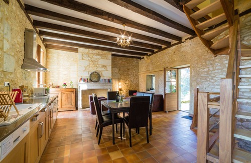 Beynac-et-Cazenac Casa | Una casa de piedra del siglo XVI, con jardín panorámico en Beynac