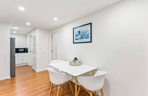Titirangi Apartamento | A 1BR slice of Titirangi Heaven | WiFi | Netflix