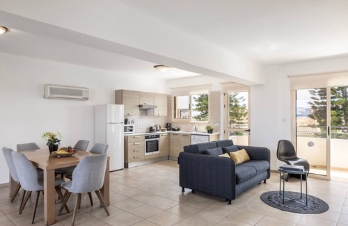Pernera Apartamento | Ático de 2 dormitorios en la bahía de Sirena