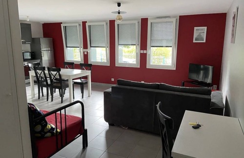 Donville-les-Bains Apartamento | A 200m de la Plage, Parking Privé, Wifi, 1.5 km de Granville