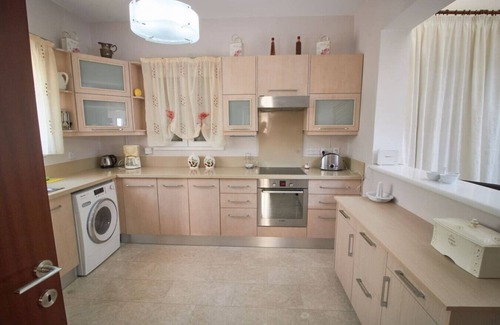 Pegeia Casa | Villa para 6 personas cerca de la playa y de la calle principal de Coral Bay!