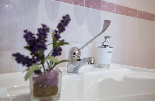 Malfa Casa | A Alera Room and Breakfast