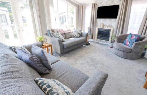 Welton Casa | A and C Lodge-Plot 21